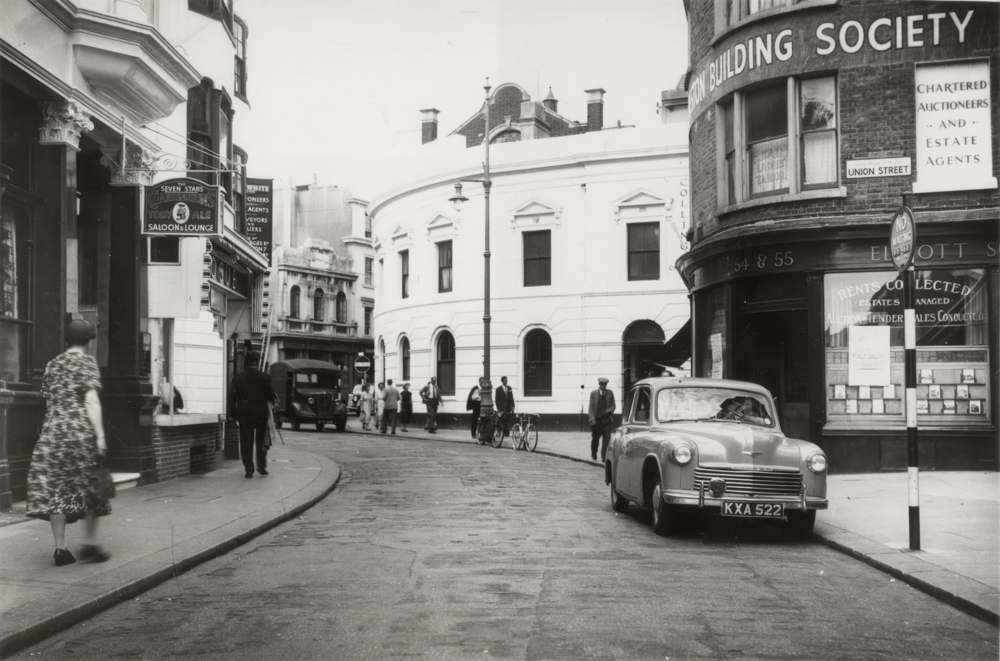 Ship street looking south